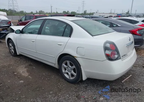 2006 Nissan Altima 2.5 S from USA, damaged, VIN 1N4AL11D76N461006